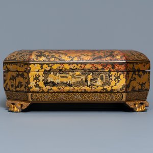 An extensive Chinese Canton export gilt and lacquer gaming box with mother-of-pearl accessories, 19th C. — photo 34