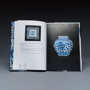 An extensive collection of 47 Marchant exhibition catalogues — photo 27