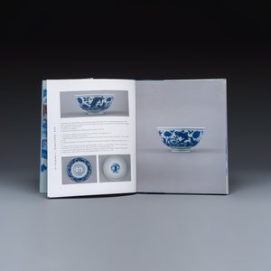 An extensive collection of 47 Marchant exhibition catalogues — photo 56
