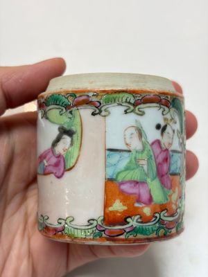 An extensive group of 23 Chinese Canton famille rose wares, 19th C. — 照片 63