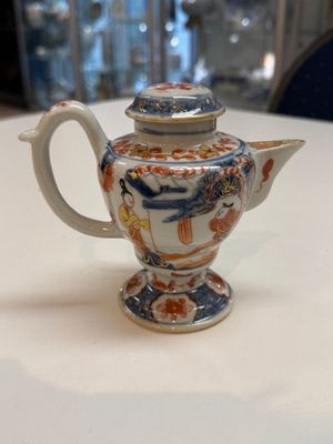 An extraordinary Chinese Imari-style oil lamp and cover, Kangxi/Yongzheng — photo 1