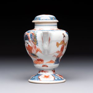 An extraordinary Chinese Imari-style oil lamp and cover, Kangxi/Yongzheng — photo 3