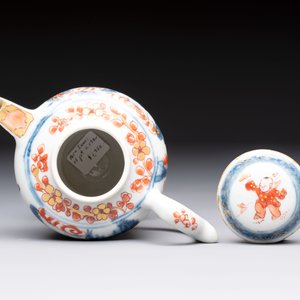 An extraordinary Chinese Imari-style oil lamp and cover, Kangxi/Yongzheng — photo 6