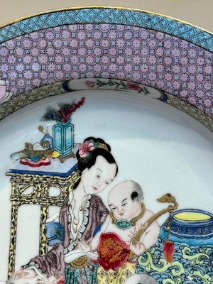 An extremely fine pair of Chinese famille rose ruby-back eggshell plates with a lady and playing boys, Yongzheng — photo 38