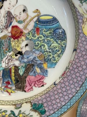 An extremely fine pair of Chinese famille rose ruby-back eggshell plates with a lady and playing boys, Yongzheng — photo 39