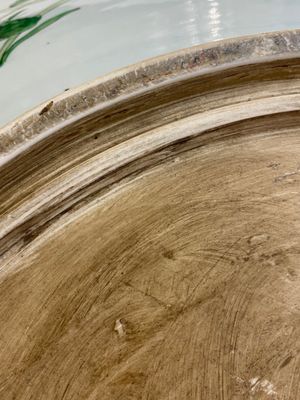 An extremely large Chinese famille verte 'quail and peony' dish, Kangxi mark, 20th C. — photo 19