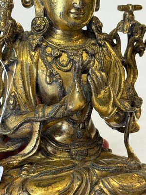 An extremely rare and fine Chinese gilt-bronze Buddha, inscribed 大明正統己未金川比丘昌靜捐資命工造, Zhengtong mark and of the period, dated 1439 — photo 18