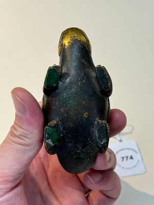 An extremely rare and fine Chinese gilt-bronze tortoise-form water dropper and cover, Song — photo 8