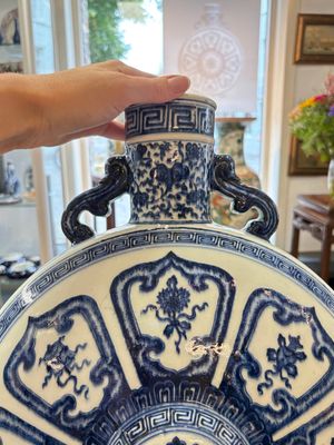 An extremely rare Chinese blue and white 'Bajixiang' moonflask, Yongzheng mark and of the period — photo 8