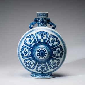 An extremely rare Chinese blue and white 'Bajixiang' moonflask, Yongzheng mark and of the period — photo 6