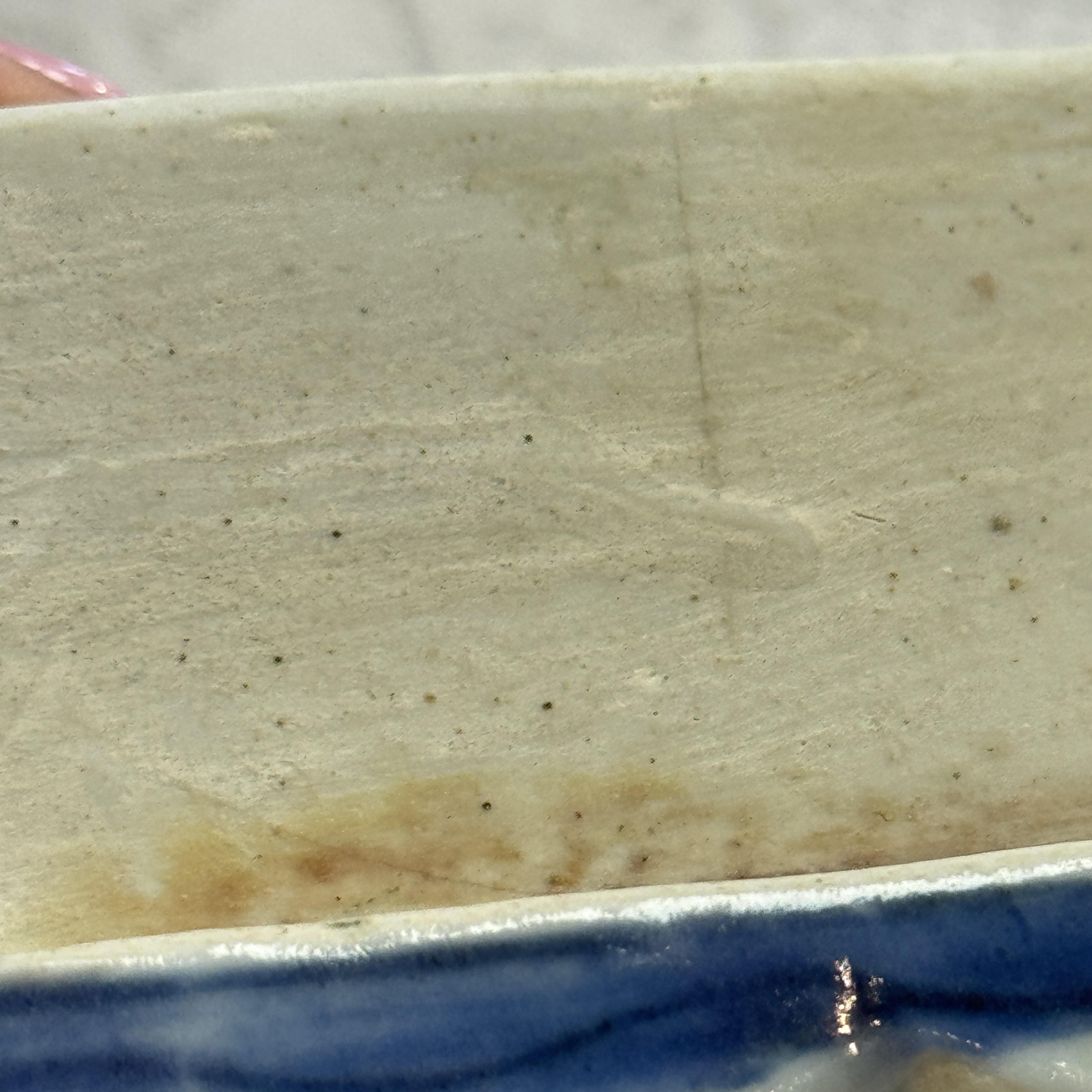 An extremely rare Chinese blue and white ko-sometsuke 'Cat' incense burner — photo 35