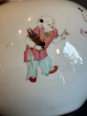 An extremely rare Chinese famille rose globular 'lady and boys' jar, Yongzheng — photo 11