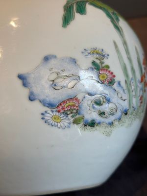 An extremely rare Chinese famille rose globular 'lady and boys' jar, Yongzheng — photo 15