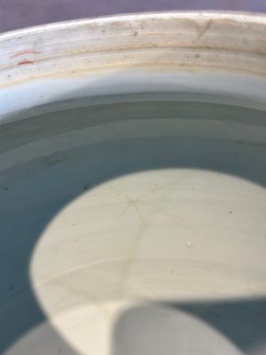 An extremely rare Chinese famille rose globular 'lady and boys' jar, Yongzheng — photo 7