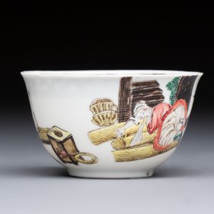 An extremely rare Chinese famille rose 'L'Apoticaire Charitable' cup and saucer, Yongzheng/Qianlong — 照片 7