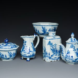 An extremely rare Dutch Delft blue and white five-piece tea service, 18th C. — photo 1