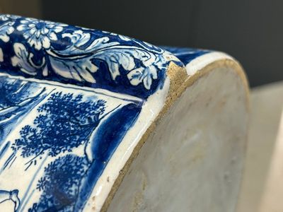 An extremely rare Dutch Delft blue and white posset pot, early 18th C. — 照片 19