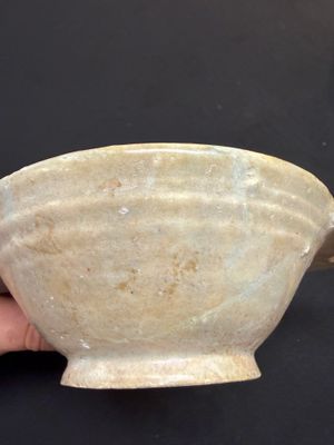 An extremely rare maiolica porringer with the portrait of a queen or goddess — photo 9