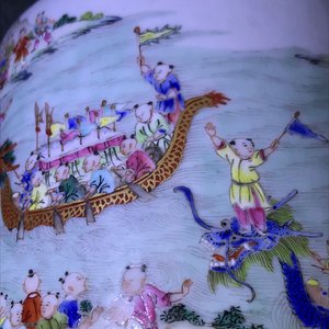 An imperial Chinese famille rose 'dragon boat festival' vase, Jiaqing mark and of the period — photo 23