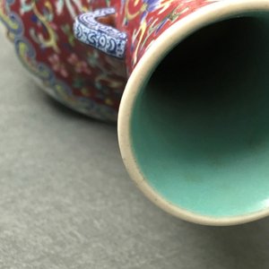 An imperial Chinese famille rose 'dragon boat festival' vase, Jiaqing mark and of the period — photo 9