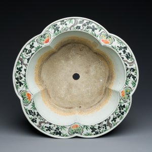An imperial Chinese famille verte cinquefoil jardinière, Kangxi mark and of the period — 照片 9