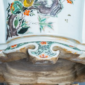 An imperial Chinese famille verte cinquefoil jardinière, Kangxi mark and of the period — 照片 26