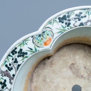 An imperial Chinese famille verte cinquefoil jardinière, Kangxi mark and of the period — 照片 33
