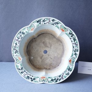 An imperial Chinese famille verte cinquefoil jardinière, Kangxi mark and of the period — 照片 79