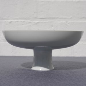 An imperial Chinese monochrome white stem cup, Qianlong mark and of the period — photo 15