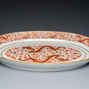 An imperial huge oval Chinese iron red and gilt 'dragon' dish, Ji Xiang Ru Yi 吉祥如意 mark, Guangxu — 照片 2