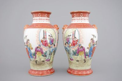 An important and fine pair of republic Chinese famille rose porcelain vases, first half of the 20th C.