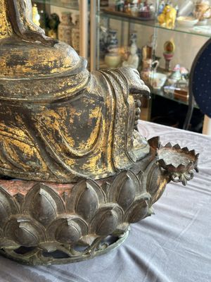 An important and large Chinese gilt bronze Buddha on a lotus throne, Ming — photo 14