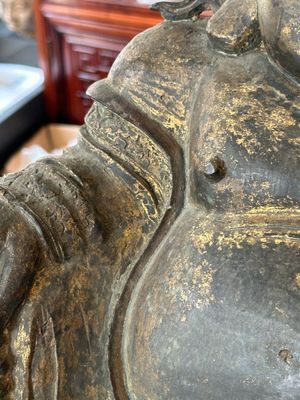 An important and large Chinese gilt bronze Buddha on a lotus throne, Ming — photo 10