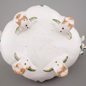 An important Brussels faience soup tureen, 18th C. — 照片 5
