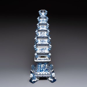 An impressive blue and white Dutch Delft seven-part tulip vase, 19th C. — photo 1
