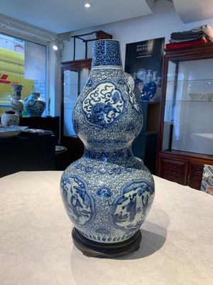 An impressive Chinese blue and white 'Eight Immortals' double gourd vase, Jiajing/Wanli — photo 5