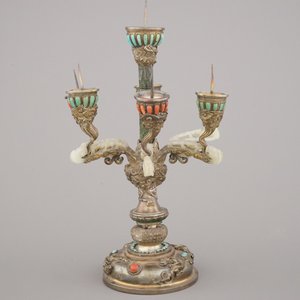 An impressive Chinese silver and jade candlestick, with turquoise and coral insets, 19th C. — 照片 10