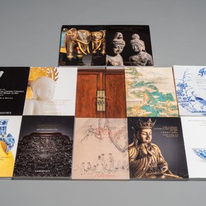 An impressive collection of 246 auction catalogues from Christie's on Chinese arts, 2010 and later — 照片 2