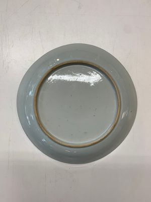 An impressive collection of 25 Chinese blue and white 'landscape' plates, Qianlong — photo 32
