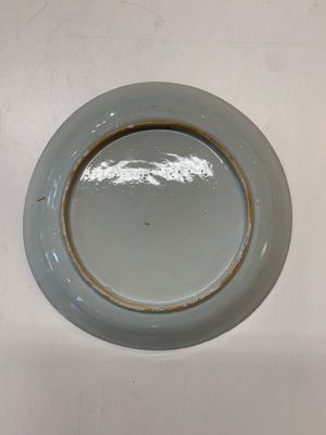 An impressive collection of 25 Chinese blue and white 'landscape' plates, Qianlong — photo 40