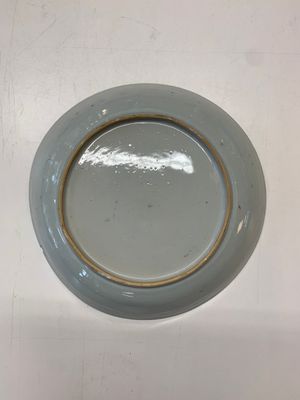 An impressive collection of 25 Chinese blue and white 'landscape' plates, Qianlong — photo 42