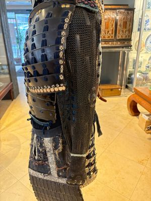 An impressive Japanese samurai armor, Edo, 18th C. — photo 12
