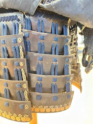 An impressive Japanese samurai armor, Edo, 18th C. — photo 25
