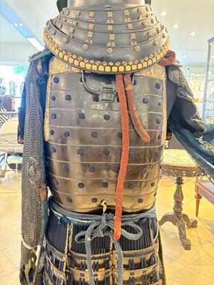 An impressive Japanese samurai armor, Edo, 18th C. — photo 33