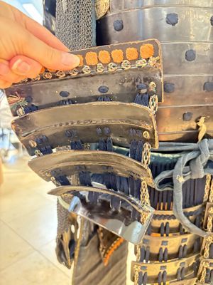 An impressive Japanese samurai armor, Edo, 18th C. — photo 40