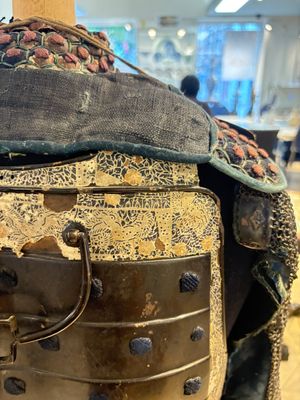 An impressive Japanese samurai armor, Edo, 18th C. — photo 44