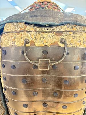 An impressive Japanese samurai armor, Edo, 18th C. — photo 45