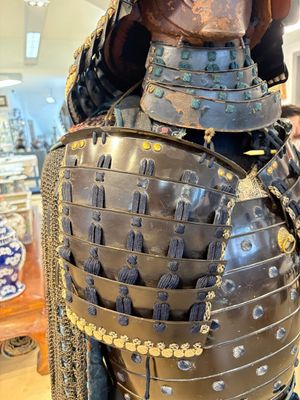 An impressive Japanese samurai armor, Edo, 18th C. — photo 6
