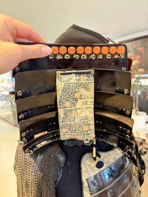 An impressive Japanese samurai armor, Edo, 18th C. — photo 7
