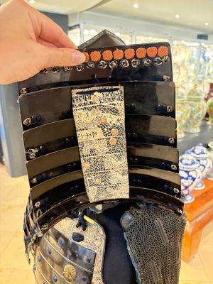An impressive Japanese samurai armor, Edo, 18th C. — photo 9